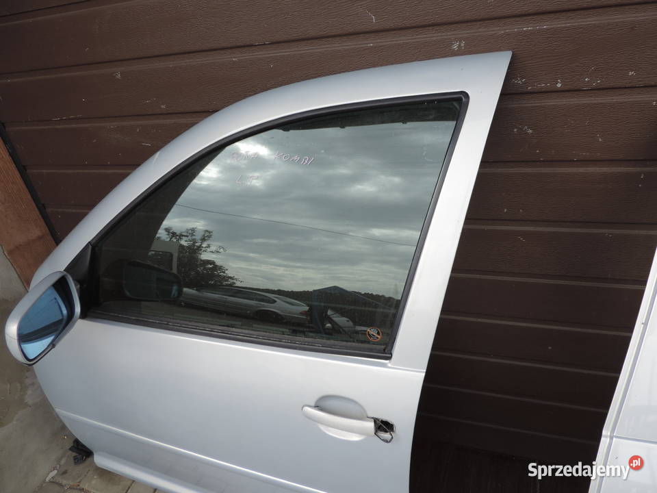 VOLKSWAGEN BORA KOMBI DRZWI LEWY PRZÓD Rok produkcji 2001 Nowy Sącz