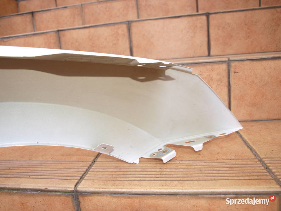 Skoda Octavia IV 4 Hybryda błotnik lewy przód osobowe wielkopolskie Kalisz