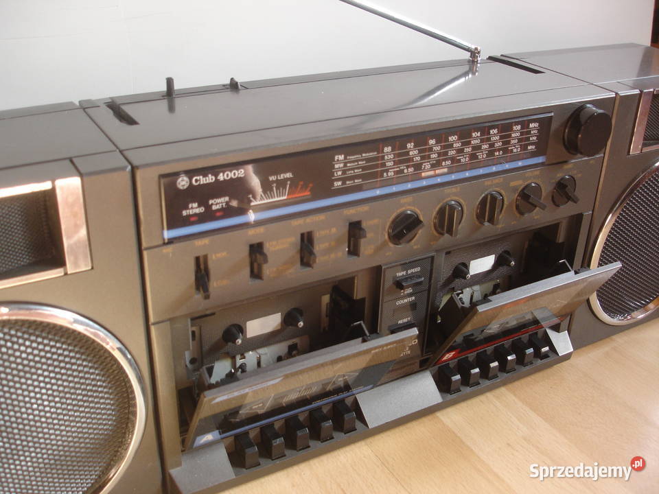 Radiomagnetofon CLUB 4002 sprzedam