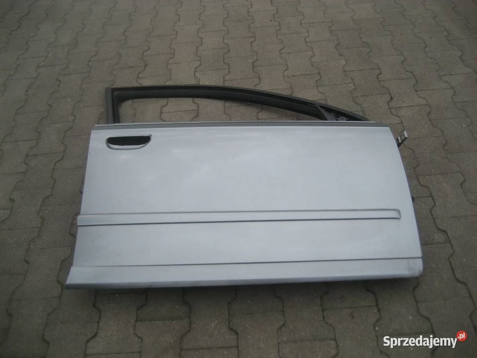 audi a4 b7 0507r drzwi przód prawe kod LY7G Rakoniewice