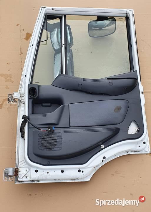IVECO STRALIS DRZWI PRAWE KOMPLETNE Bieleń