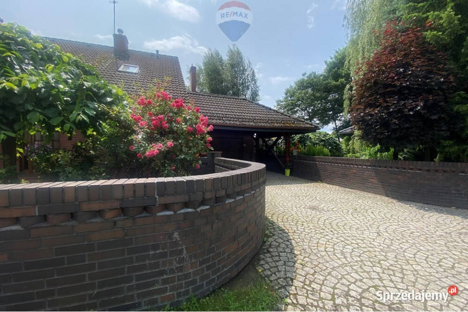 Wyjatkowy dom w Piasku k Pszczyny Piasek