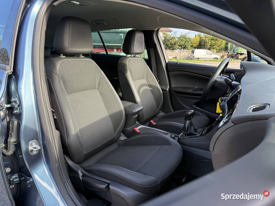 Opel Astra 14 BENZYNA Klimatronik Nawigacja centralny zamek Konin