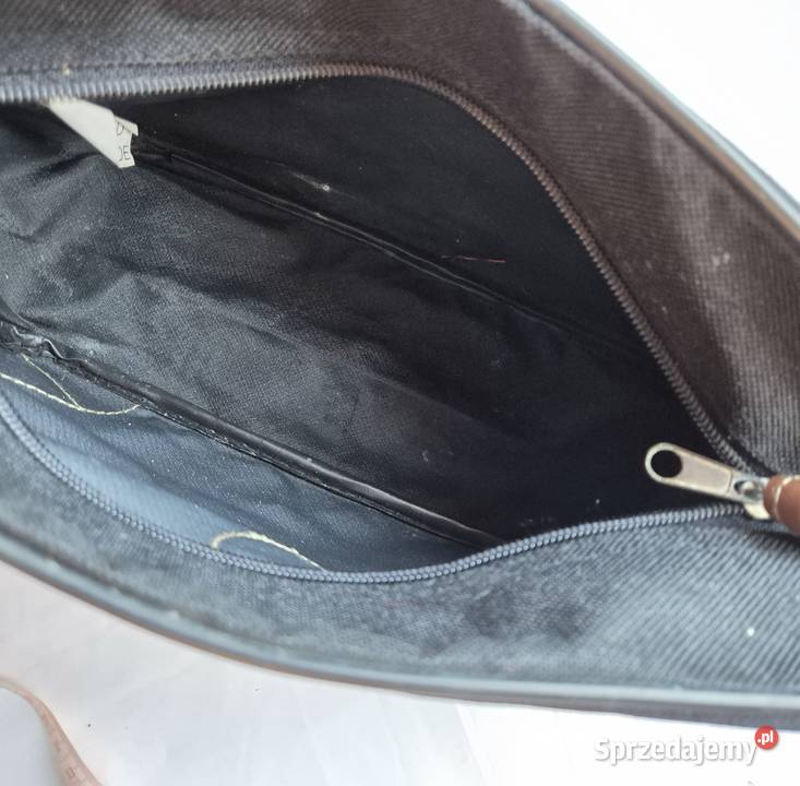 Czarna kosmetyczka męska Brzesko