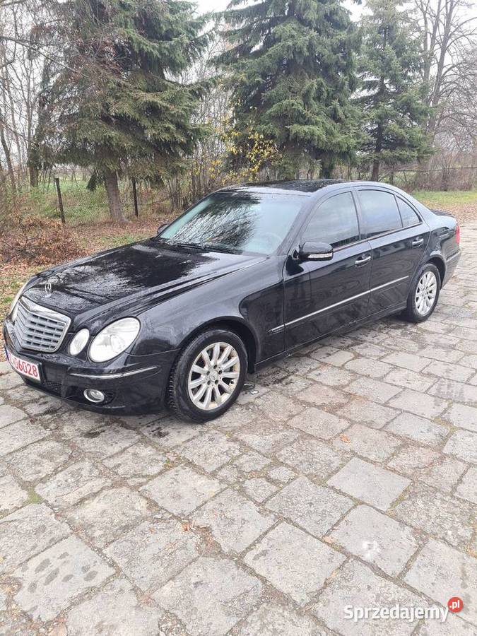 Piękny w211 z najlepszym silnikiem świętokrzyskie Ostrowiec Świętokrzyski