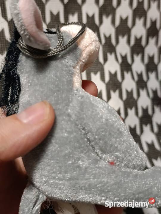 pluszowe zabawki przedstawiające Kłapouchego sprzedam