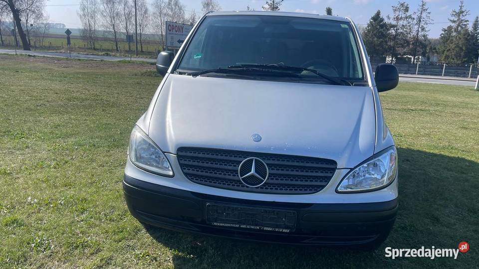 Mercedes Benz Vito W639 long Pasażer8 śląskie Częstochowa