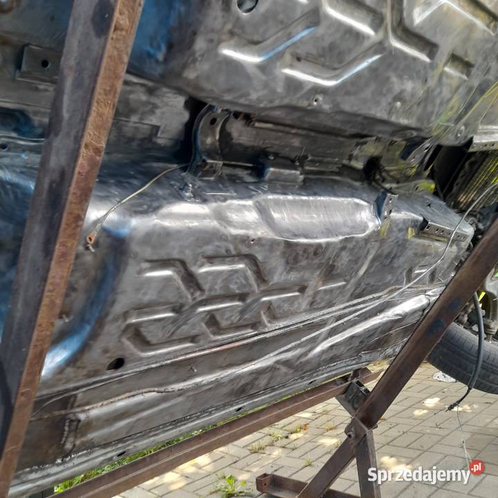 Mercedes 190 w 201 250D 25 diesel 90KM Motoryzacja małopolskie Nowy Sącz