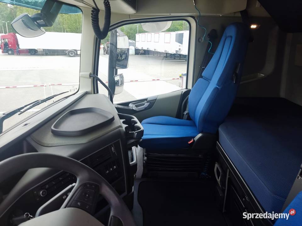 Ciągnik siodłowy VOLVO FH 500 ISAVE Globetrotter mazowieckie Józefów