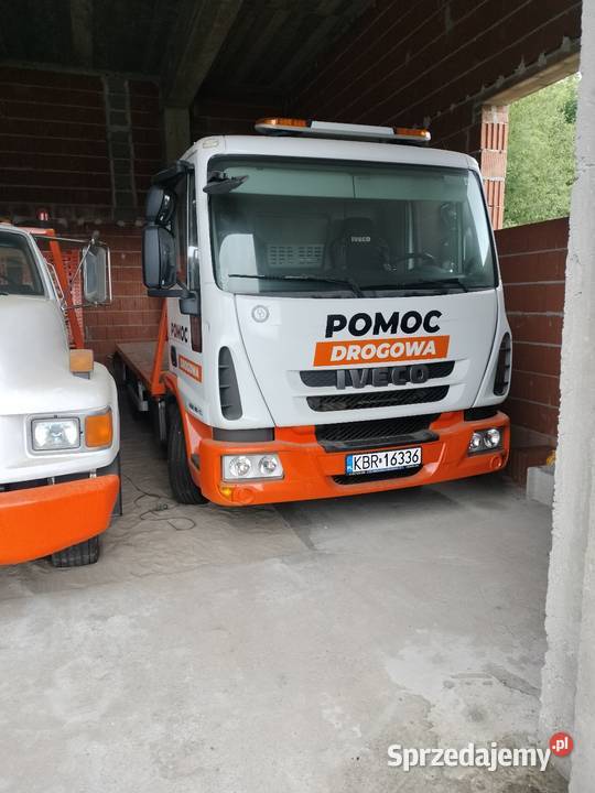 Iveco 100e18 auto laweta pomoc drogowa specjalny Iwkowa