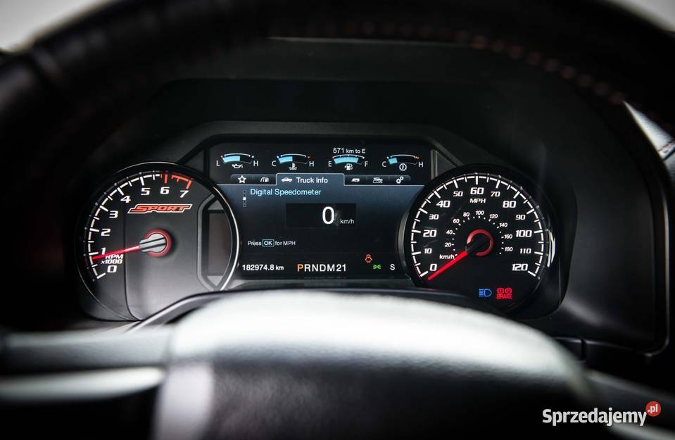 Ford F 150 Lariat 35 benzyna Dąbrówka Tczewska