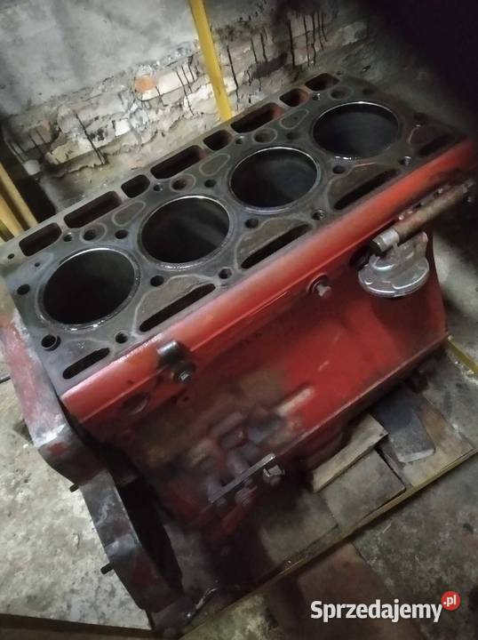 Blok silnika case 885 typ D268 w stanie Części zamienne Zamość