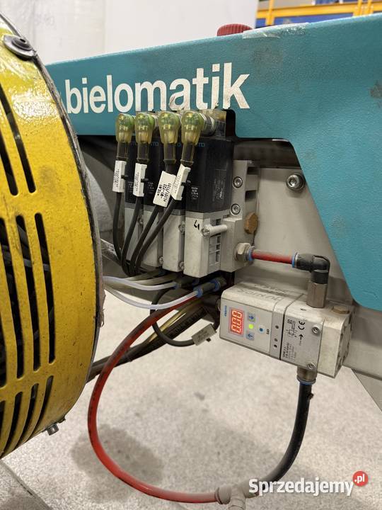 Kompletny przekrawacz do roli papieru BIELOMATIK Bardo