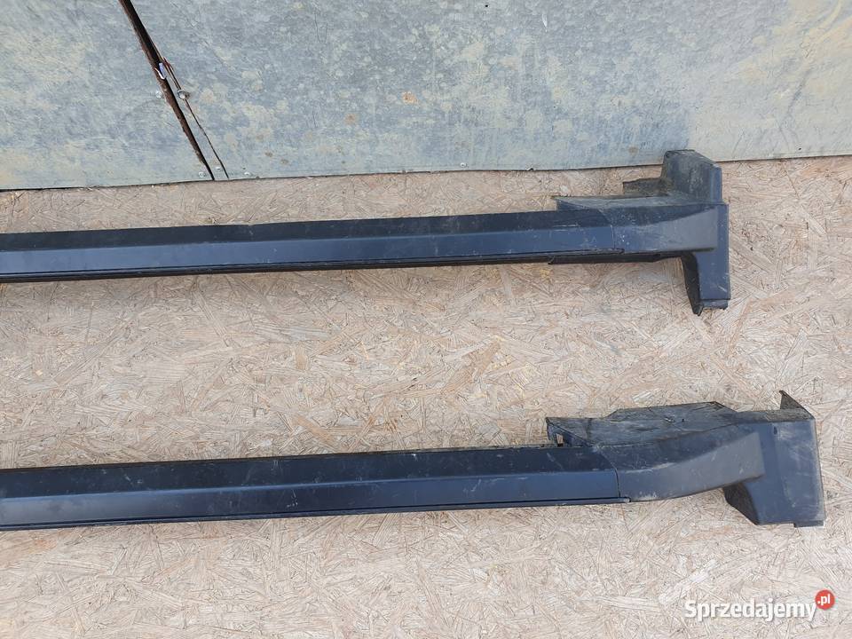 NISSAN XTRAIL T32 LIFT LISTWA PROGOWA LEWA Międzychód