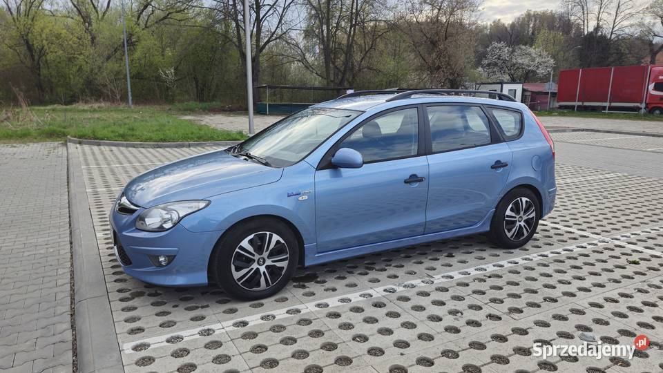 HYUNDAI i30cw 16 CRDi BlueDrive Limanowa