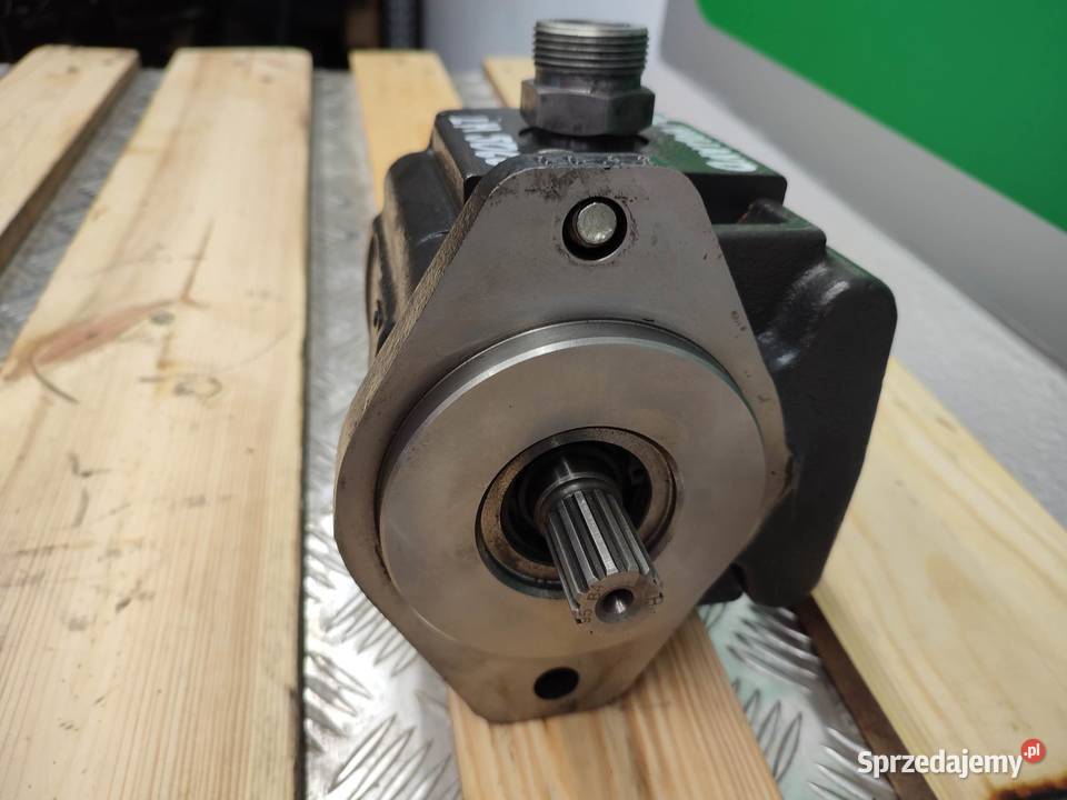 Pompa hydrauliczna Holland LM 5060 13121954 sprzedam