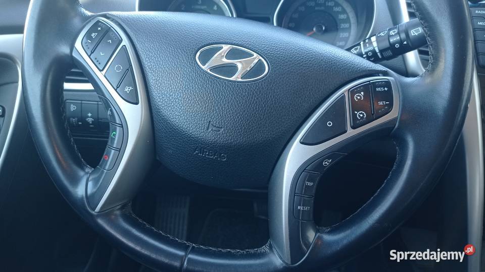 Hyundai i30 Automat Bogate Wyposażenie isofix Bytów