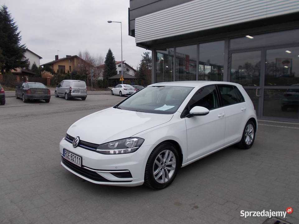 VW GOLF 15 benzynaAutomatsalon Polska VAT marża