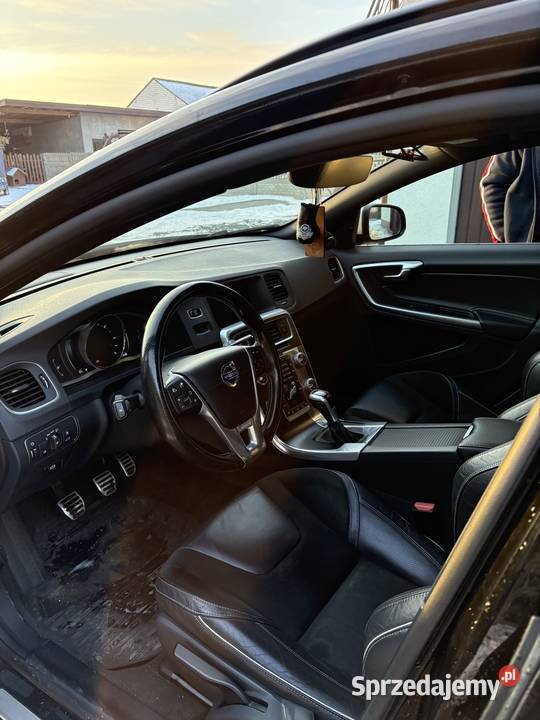 Volvo V60 D3 R design momentum V60 Sieradz