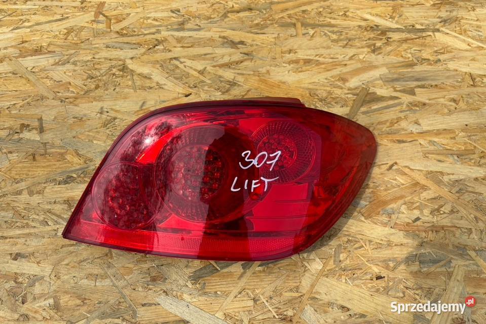 LAMPA TYŁ TYLNA PRAWA PEUGEOT 307 LIFT HB Międzychód