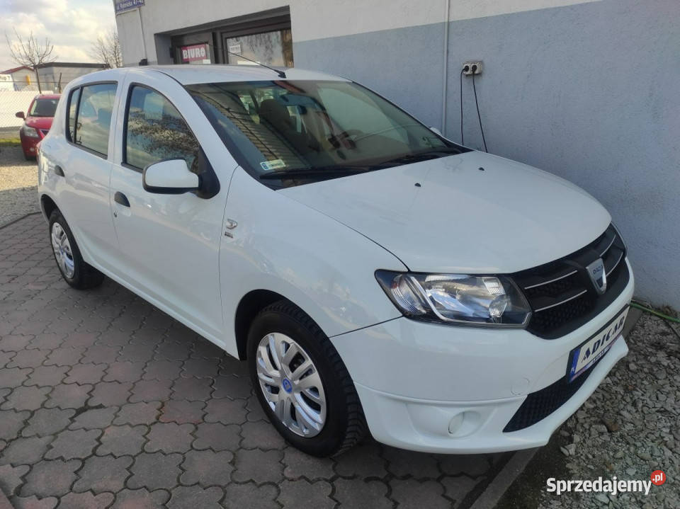 Dacia Sandero krajowy niski przebieg orgradio Racibórz