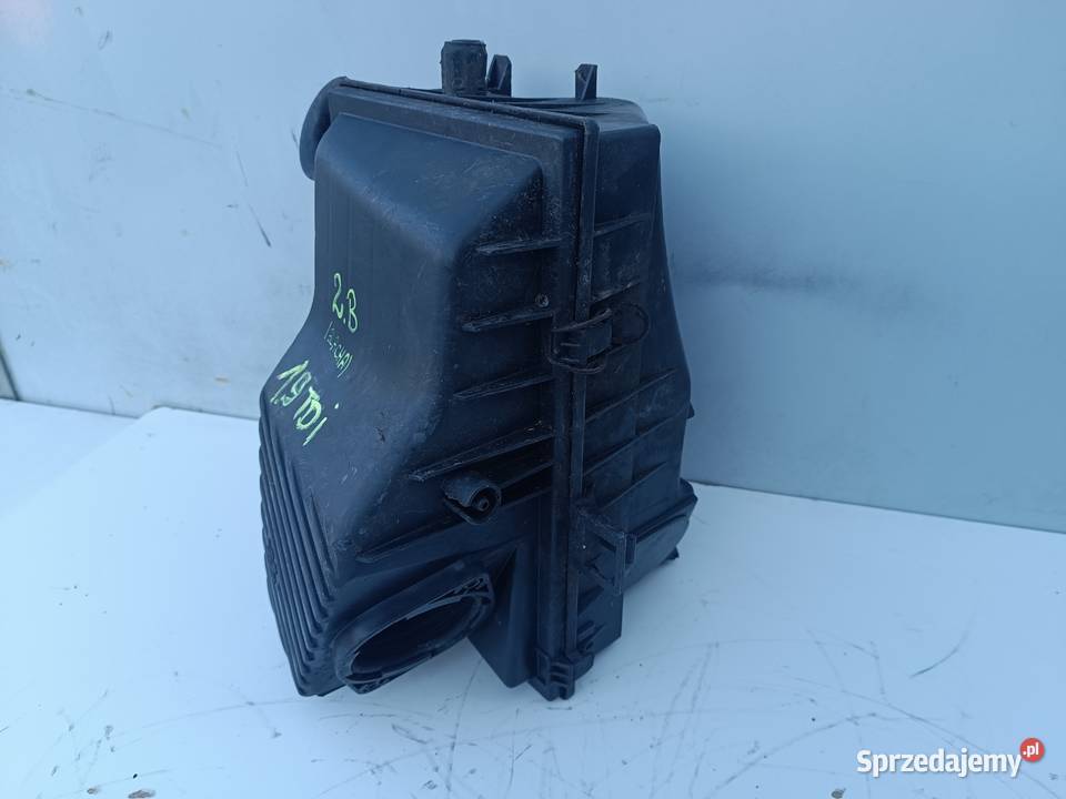 2BOBUDOWA FILTRA POWIETRZA VW PASSAT B4 19 TDI Włoszczowa