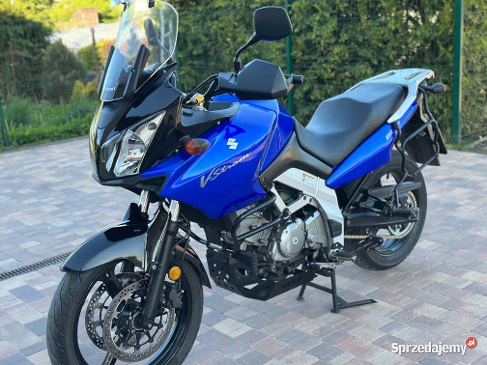 Suzuki Dl650 Vstrom doinwestowany z dużą liczbą Sząbruk