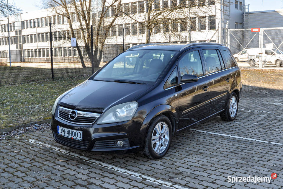 Opel Zafira 19CDTI 150 7osobowy Bezwypadkowy dolnośląskie Wrocław sprzedam