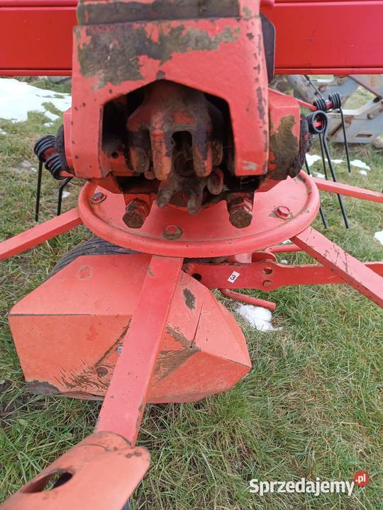 przetrząsacz pająk KUHN GF 6401 pottinger claas nieuszkodzony wielkopolskie Borzęciczki