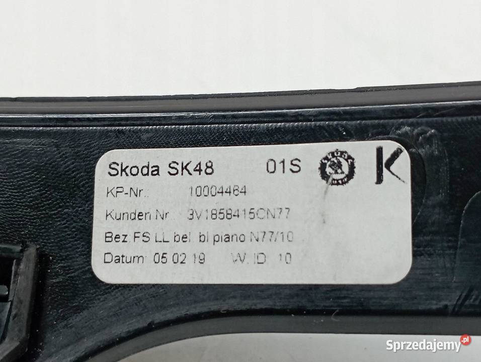 DEKOR LISTWA OZDOBNA LEWY LED PIANO BLACK Deski rozdzielcze, konsole świętokrzyskie