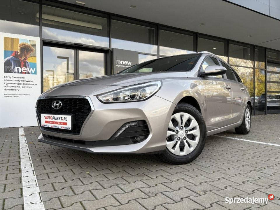 HYUNDAI i30 2020r dwa kpl opon 1368cm3 Warszawa