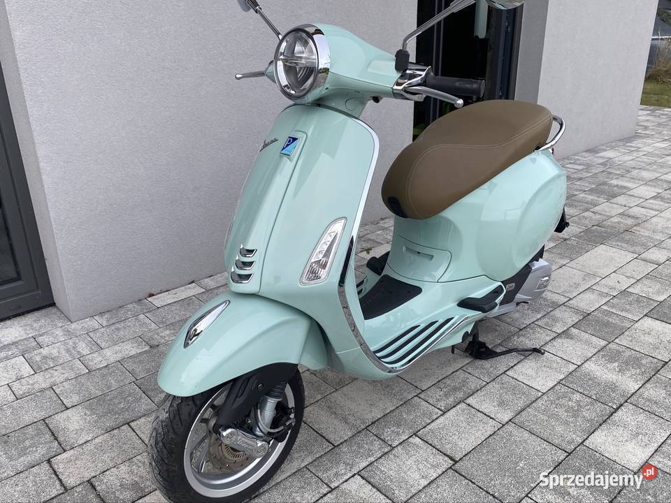 Vespa Primavera 125 5600 oryginalny lakier nieuszkodzony Trąbki