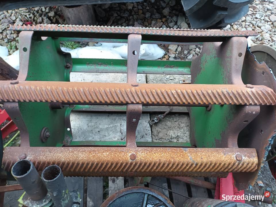 Młocarnia Claas Massey Ferguson John Deere Części zamienne Bukowie