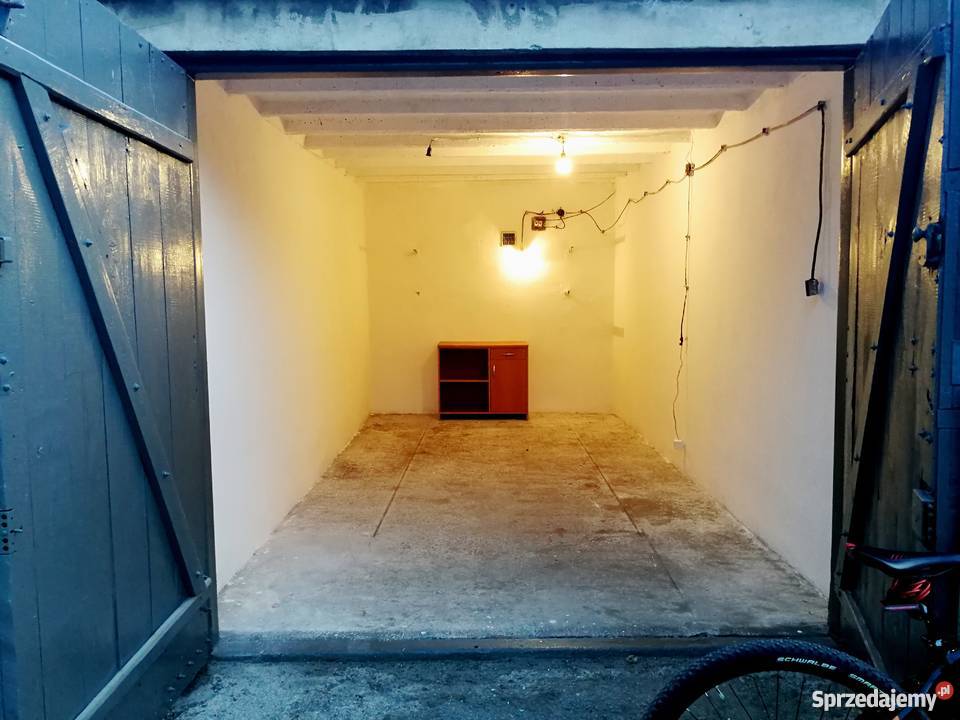 Garaż murowany Mieszka I Kielce sprzedam Nieruchomości sprzedam