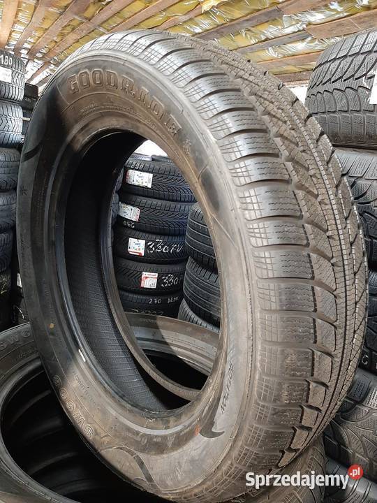 2x Opona nieużywana zimowa 22560R18 GOODRIDE 219 Samochodowe Zaścianki