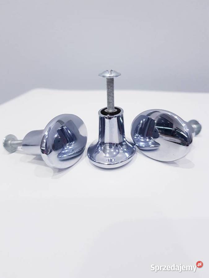 Zestaw ozdobnych klamek uchwytów do komody Dąbrowa Górnicza