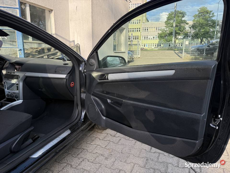 Opel astra h gtc klima nowy rozrząd Rok produkcji 2005 Jutrosin