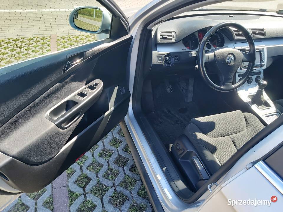 VW PASSAT B6 20 TDI 170 wersja Comfortline salon manualna Słupsk