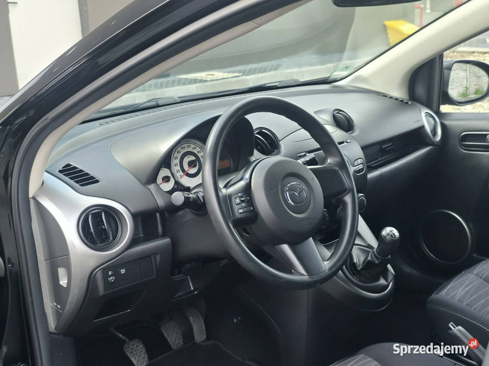 Mazda 2 133 Benzyna Serwisowany Gwarancja Bogate lakier metallic Piekoszów sprzedam