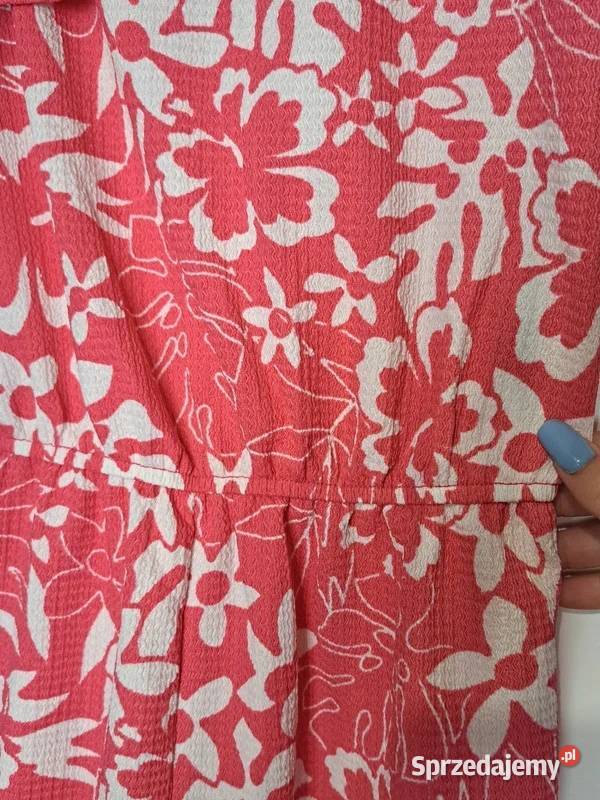 Czerwony kombinezon w kwiaty stylowy i wygodny Trąbki Wielkie