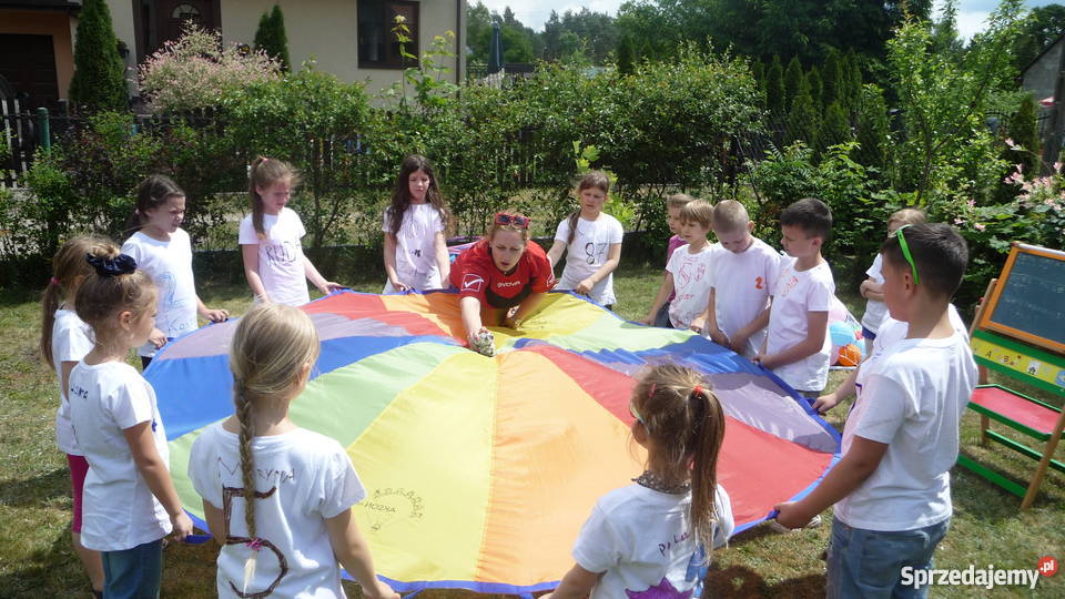 Animator na urodziny przyjęcia dzieci wata