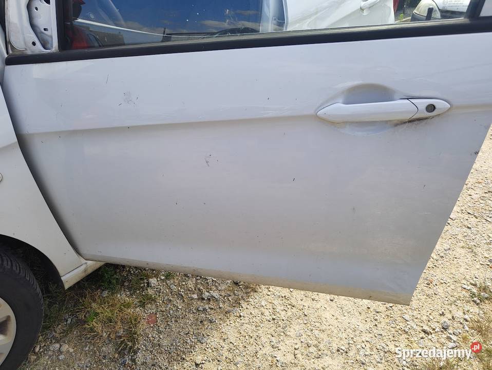 Drzwi Lewy Przód Opel Karl Kolor GAZ 0DD sprzedam