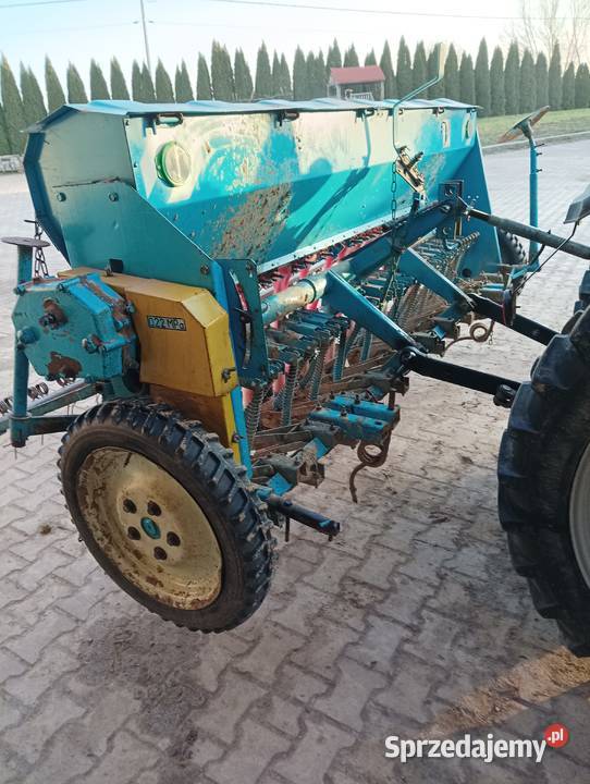 Siewnik zbożowy poznaniak rolmasz agromasz Gniewoszów sprzedam