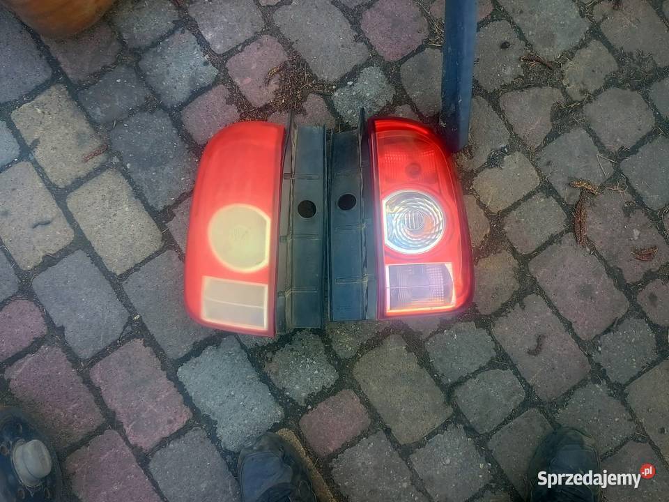 Lampy tył tylne Dacia Duster 1 10 LewaPrawa Tychy sprzedam