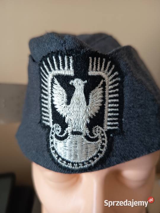 Furażerkaorzeł wyszywany nicią Poznań