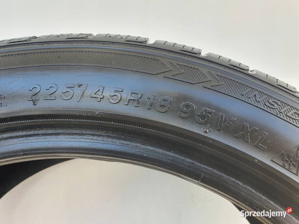 2x OPONY ZIMOWE Imperial ICEPlus S210 225 45 R Samochodowe Janów