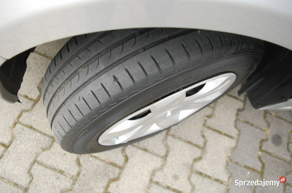 Dacia Sandero I 20082012 srebrny podkarpackie Dębica sprzedam