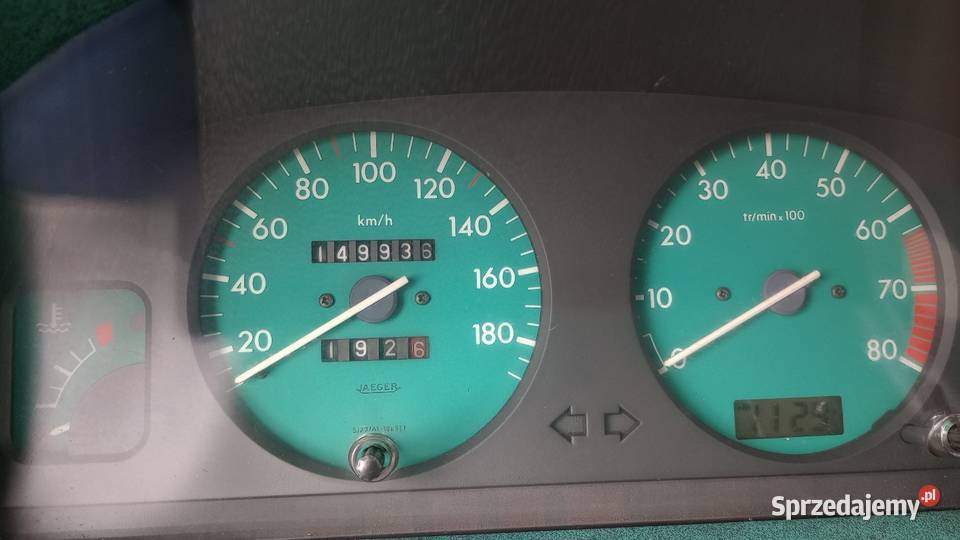 Citroen Berlingo benzyna 14 plus hak wspomaganie kierownicy Kraków