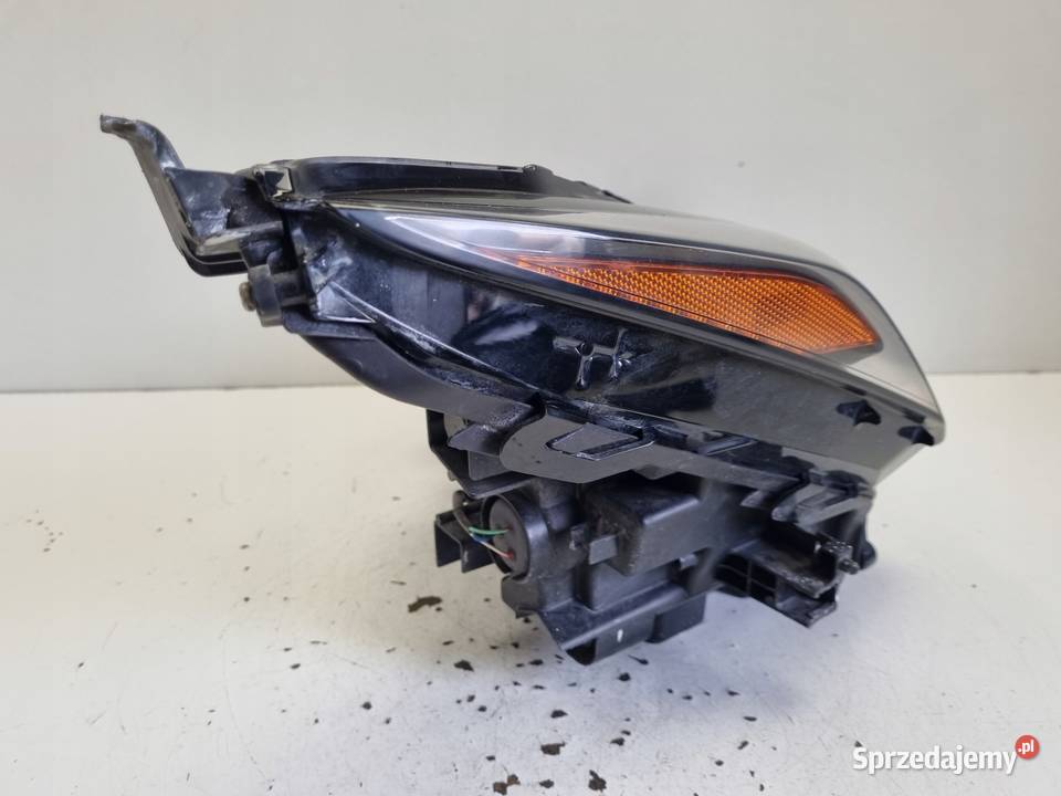 LAMPA PRAWA Lexus NX300H NX 300 NX200T 200 T Rudka