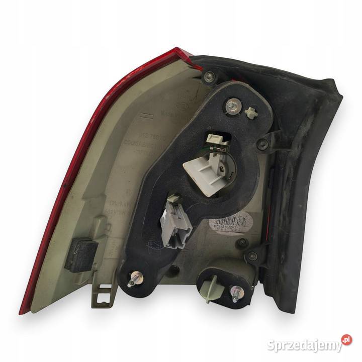 LAMPA PRAWA Volvo V70 III XC70 20072013 tylna Chełm